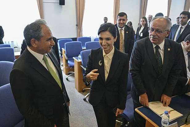 son-dakika-merkez-bankasi-baskani-hafize-gaye-erkandan-yeni-enflasyon-mesaji-1696343652514.jpeg Son dakika: Merkez Bankası Başkanı Hafize Gaye Erkan'dan yeni enflasyon mesajı-4