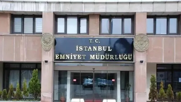 istanbul-emniyet-mudurlugunde-gorev-degisimleri-20-subeye-yeni-gorevlendirme-11-ilceye-yeni-mudur-isim-isim-o-1692266126825.jpeg İstanbul Emniyet Müdürlüğü'nde görev değişimleri! 20 şubeye yeni görevlendirme, 11 ilçeye yeni müdür: İsim isim o liste-3