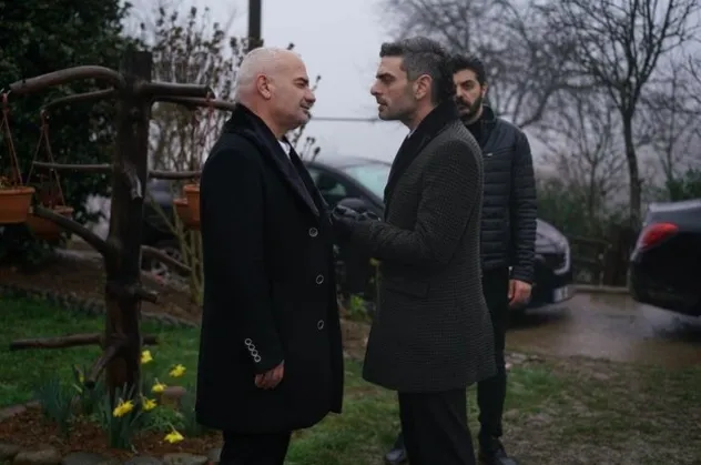Sen Anlat Karadeniz 43. bölümde Vedat ve Tahir karşı karşıya geliyor!