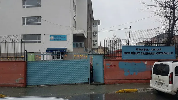 Son dakika: Avcılar'da dehşet! Ortaokul öğrencisi arkadaşını bıçakladı-3