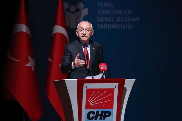 kurultaya-kadar-zaman-kazanma-mucadelesi-kemal-kilicdaroglunun-son-tavizi-tuzuk-degisikligi-1691468826426.jpg Kurultaya kadar zaman kazanma mücadelesi! Kemal Kılıçdaroğlu'nun son tavizi: Tüzük değişikliği-4