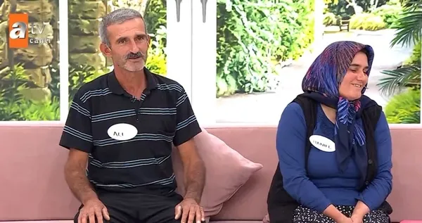 25 Temmuz’dan beri aradıkları kızlarına Esra Erol’da kavuştular! O anlar izleyenleri duygulandırdı! Havvagül’ün kararı şoke etti-3