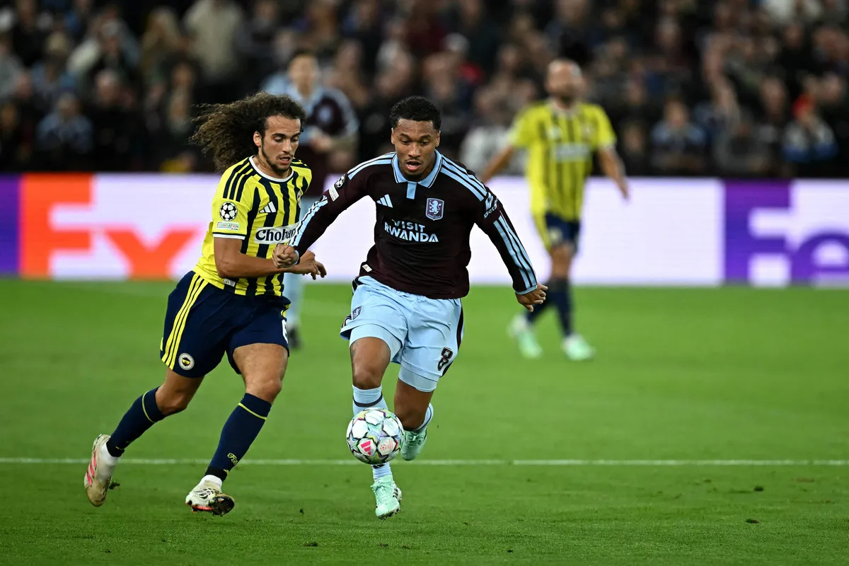 Kanarya 3 puan için sahada! Aston Villa - Fenerbahçe CANLI-6