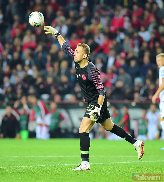 Milli Takım'da sürpriz isim! İşte Türkiye'nin İzlanda maçı 11'i... - 11