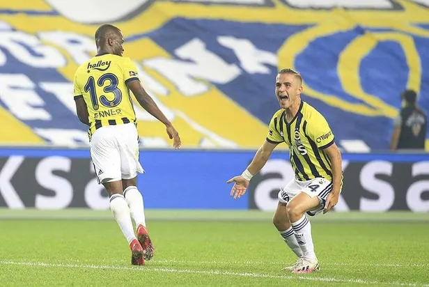 kadikoyde-nefes-kesen-mac-fenerbahce-3-puani-3-golle-aldi-1603648881148.jpeg