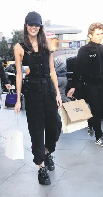 Dilan Çiçek Deniz sargıdan kurtuldu