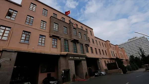 nato-turkiyeye-bas-sagligi-diledi-ama-bu-kez-pkknin-adini-unuttu-1613588026455.jpg NATO, Türkiye’ye baş sağlığı diledi ama bu kez terör örgütü PKK'nın adını unuttu-6