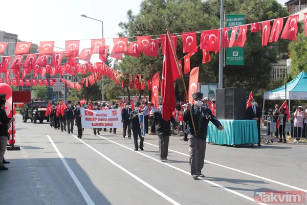 30 Ağustos Zafer Bayramı coşkusu tüm yurtta! Herkes meydanlara akın etti - 50