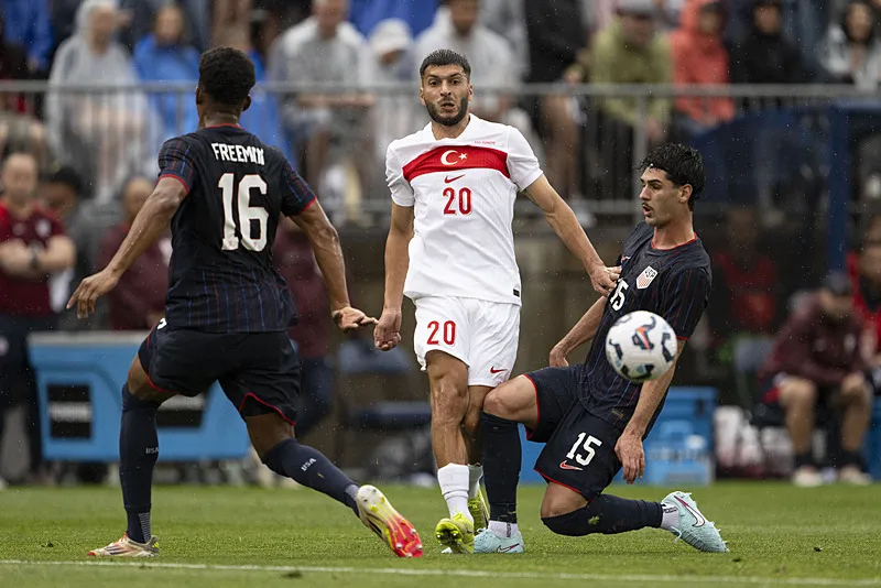 Vincenzo Montella'dan orta saha kararı! Meksika maçının ilk 11'i netleşti - 4