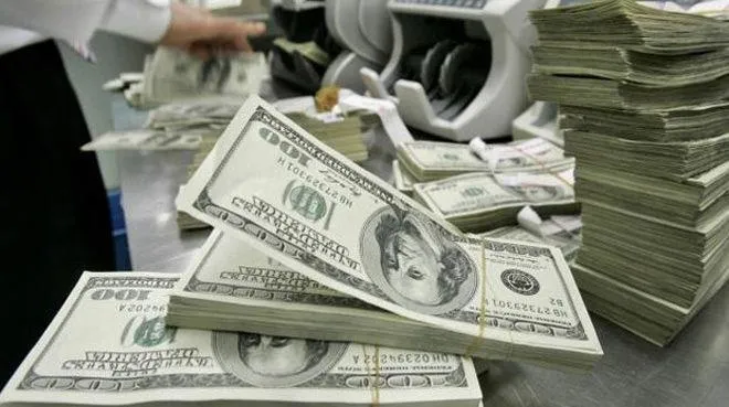 'Dolar rezerv para olma tekelini kaybedebilir'