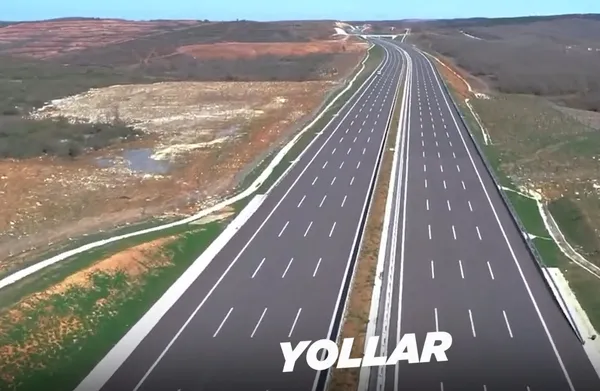 son-dakika-baskan-recep-tayyip-erdogan-tum-karsi-cikmalara-ragmen-turkiyeye-kazandirilan-projeleri-izletti-1623232768777.jpg SON DAKİKA: Başkan Recep Tayyip Erdoğan tüm karşı çıkmalara rağmen Türkiye'ye kazandırılan projeleri izletti-12