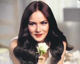 Fahriye’yi ağlattılar