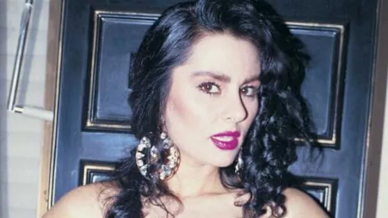 Esmer güzeli Serpil Çakmaklı galada göründü! Güzelliği görenleri büyüledi