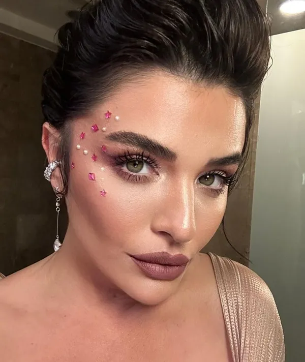 8-aylik-sevgilisinden-hamile-olan-gonca-vuslaterinin-bebeginin-cinsiyeti-belli-oldu-herkes-baba-olamaz-demisti-1700035842776.jpg 8 aylık sevgilisinden hamile olan Gonca Vuslateri'nin bebeğinin cinsiyeti belli oldu! “Herkes baba olamaz” demişti...-2