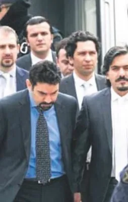 Yunanistan FETÖ’cü darbecileri bıraktı