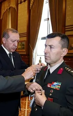 Hain başyaver soru çalarak yükselmiş