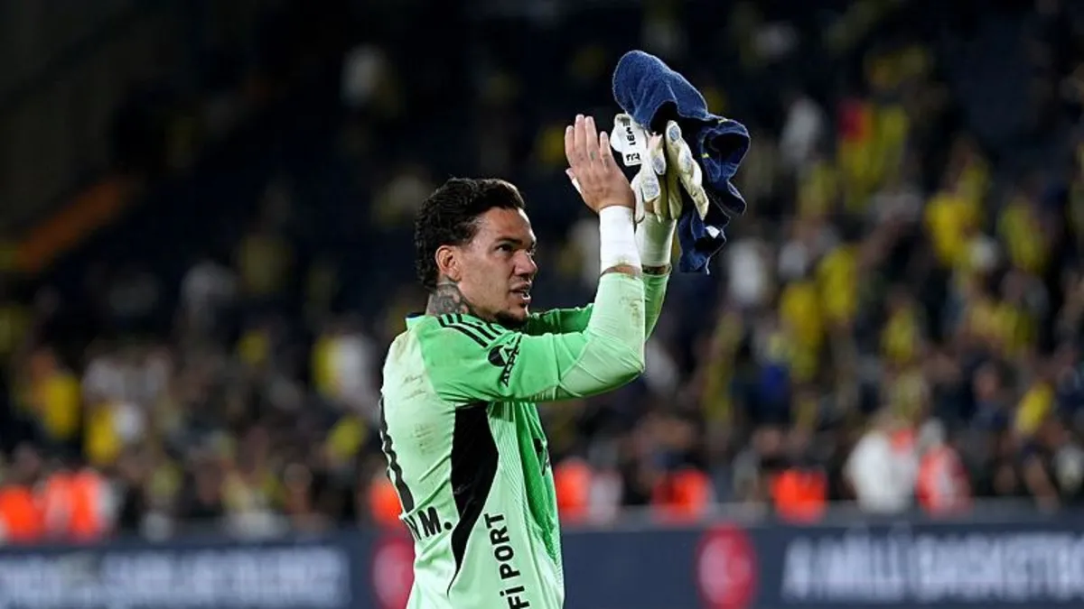 Fenerbahçe'ye Ederson'dan kötü haber!