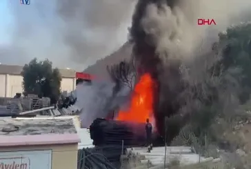 Bodrum'da açık depo alanında yangın!