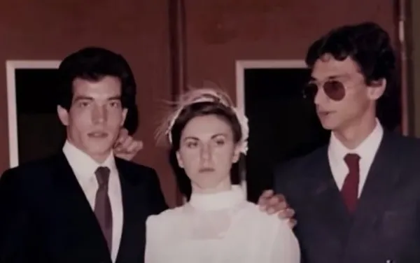 italyada-yaklasik-30-yildir-aranan-mafya-elebasi-matteo-messina-denaro-yakalandi-1673866250332.jpg İtalya'da yaklaşık 30 yıldır aranan mafya elebaşı Matteo Messina Denaro yakalandı-3