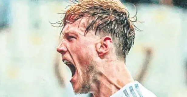 Hollandalı golcü Wout Weghorst menajerler aracılığıyla Beşiktaş'a teklif edildi