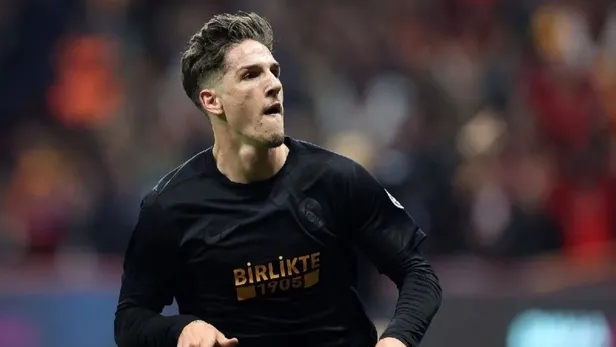 aslanin-italyan-yildizi-zaniolodan-carpici-aciklamalar-galatasarayi-fenerbahceye-tercih-ettim-1679878689070.jpeg Aslan’ın İtalyan yıldızı Zaniolo’dan çarpıcı açıklamalar: Galatasaray’ı Fenerbahçe'ye tercih ettim-3