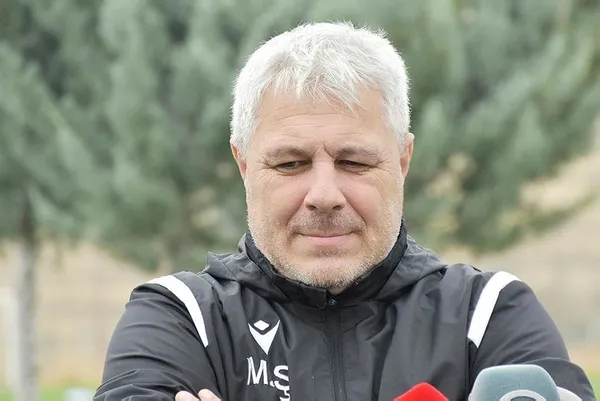 Antwerp’in hocası Priske, Fenerbahçe maçı öncesi konuştu (Yurttan ve dünyadan spor gündemi)-5