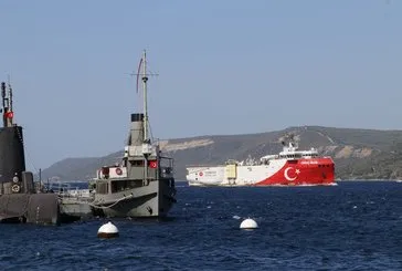 Somali’deki görevini başarıyla tamamlayan Oruç Reis Çanakkale Boğazı’ndan geçti