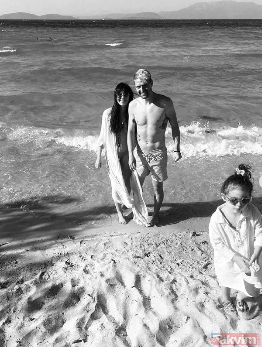 Demet Akalın bikini üstünü çıkarttı yarı çıplak haliyle olay! O görüntüyü gören dönüp bir daha baktı: "Gözümüze soktu" - 41