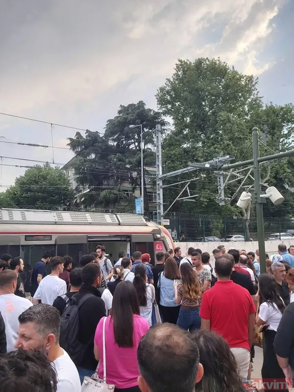 Marmaray'da korkunç ölüm! Marmaray’da raylara atlayan kişi hayatını kaybetti! Kız arkadaşıyla tartıştı... - 8