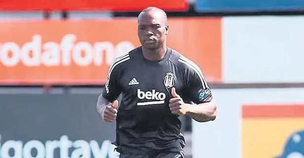 Aboubakar ülkesine gitti