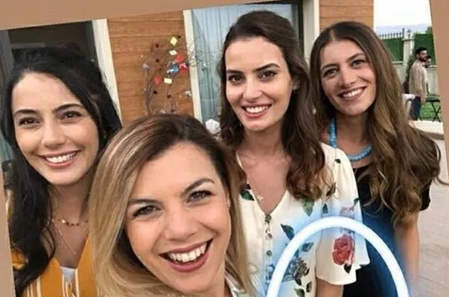 Acemi Anneler konusu nedir? Acemi Anneler oyuncuları kimler?