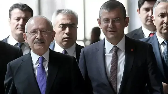 degisimcilerde-korku-daglari-kilicdaroglunun-alevi-uye-potansiyelini-goren-ozgur-ozel-mevzuyu-ataturke-bagladi-1698857616058.jpeg Değişimcilerde korku dağları! Kılıçdaroğlu'nun Alevi üye potansiyelini gören Özgür Özel mevzuyu Atatürk'e bağladı: 'Asker delege' endişesi-5