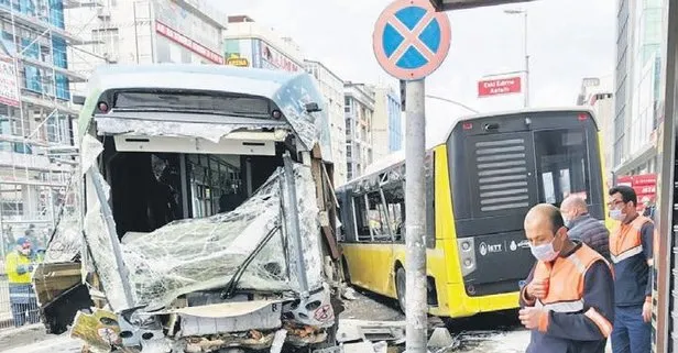 İstanbul Sultangazi’de feci kaza! Freni boşalan tramvay ile İETT otobüsü çarpıştı...