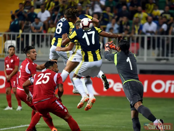 İzmir'de kardeş payı! Altınordu 1-1 Fenerbahçe (Maç sonucu) - 19