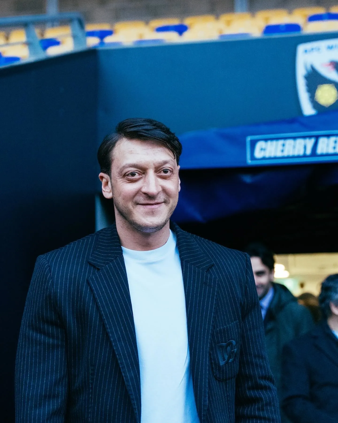 Mesut Özil’in bilinmeyen yönü! Duvara asılan anne nasihati dikkat çekti - 10
