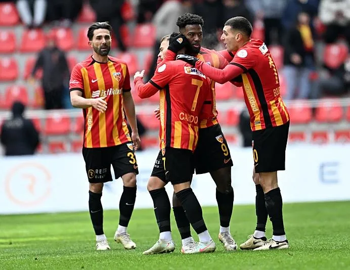 Kayseri Jakirovic’le bambaşka!