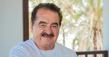 İbrahim Tatlıses aradığı aşkı kendisinden 42 yaş küçük Gülçin Karakayada buldu! İşte İbrahim Tatlısesin sevgilisi...