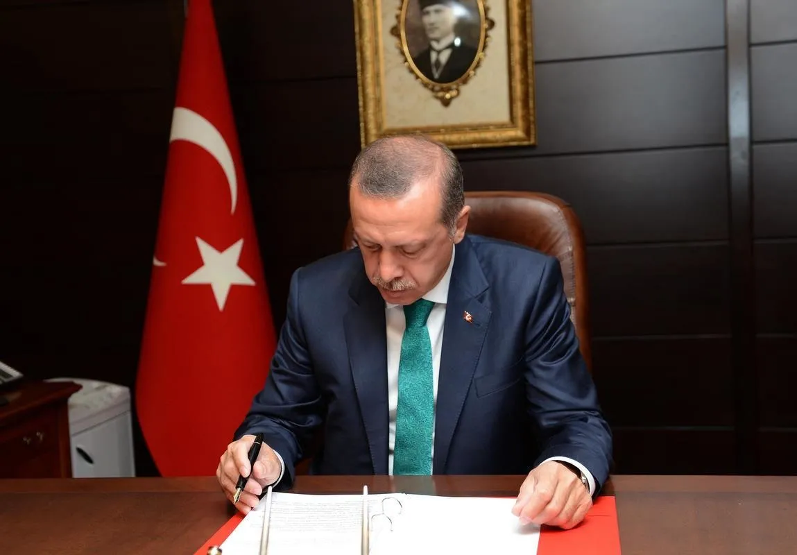 Erdoğan'dan iki üniversiteye rektör ataması