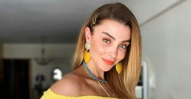 Özge Ulusoy'un bıyıklı pozu gülümsetti