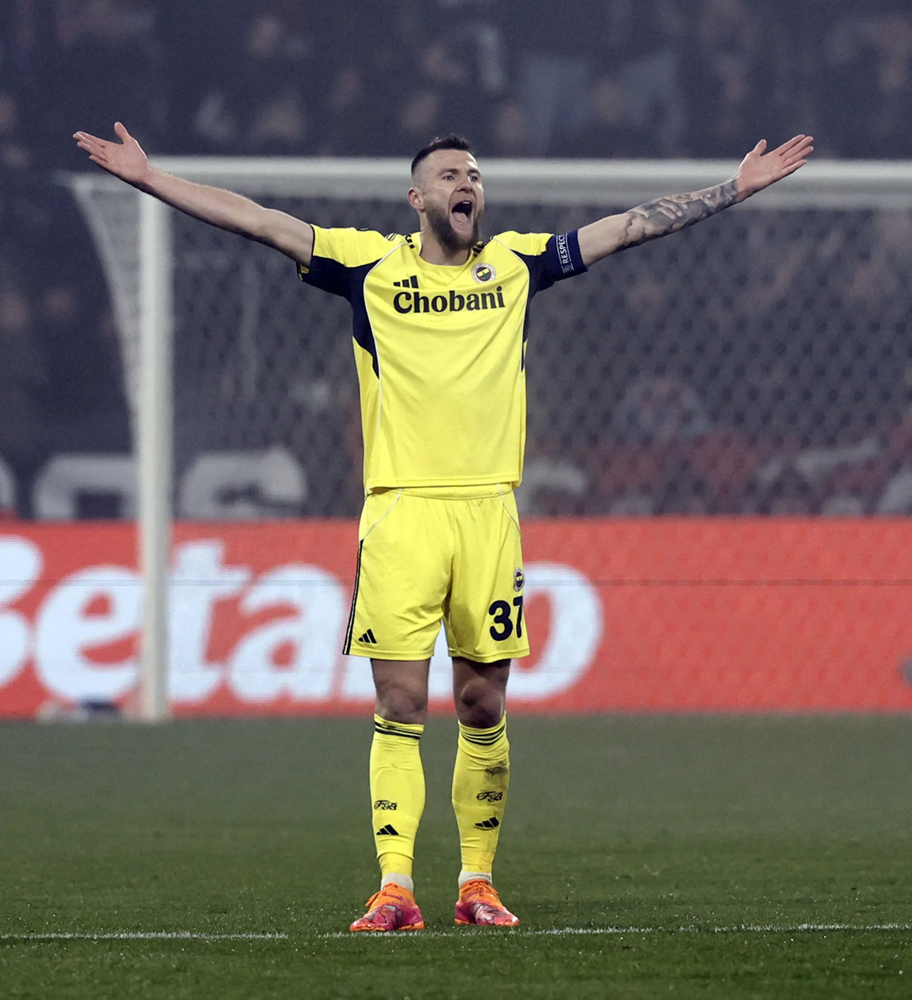 Fenerbahçe'den tarihe geçecek dev transfer! Rekor ve iki imza yolda - 10