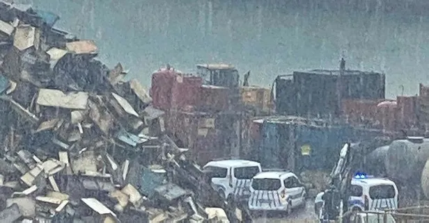 İzmir’de Aliağa'da deniz kıyısına ceset vurdu!