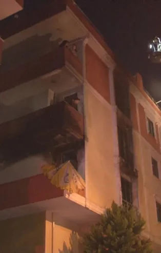Maltepe'de yangın! 4'ü çocuk, 12 kişi...