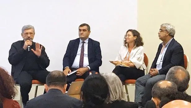 Almanya'da skandal! FETÖ'cü, PKK'lı, CHP'li ve Saadetli aynı karede!