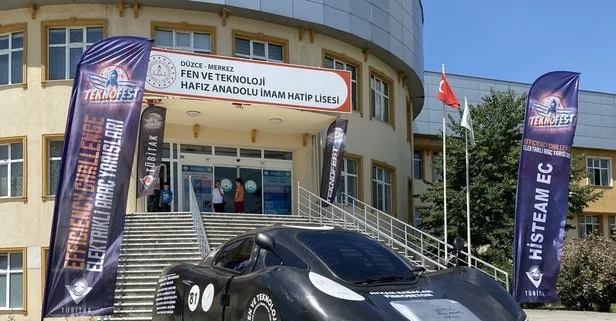 İmam hatipliler ’elektrikli araçlarıyla’ TEKNOFEST’ yarışmasında ödül aldı