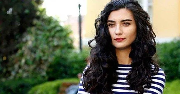 Tuba Büyüküstün Macar güzeli seçildi!