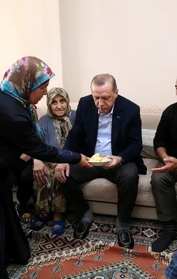 Cumhurbaşkanı Erdoğan çay davetini geri çevirmedi