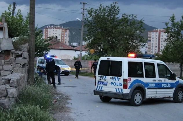 Halı saha maçında kan aktı