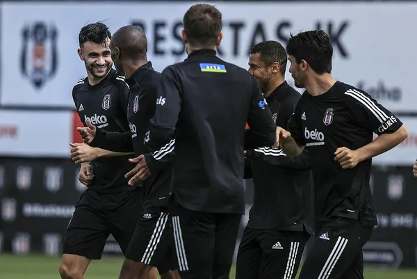 besiktasa-rachid-ghezzal-mujdesi-koptu-geliyor-1627413088573.jpg Beşiktaş’a Rachid Ghezzal müjdesi! Koptu geliyor…-2