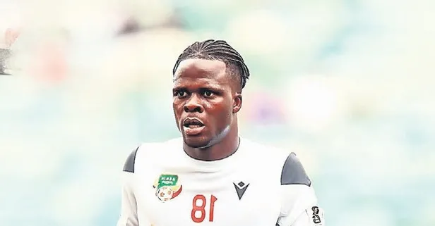 Göztepe’den orta sahaya takviye