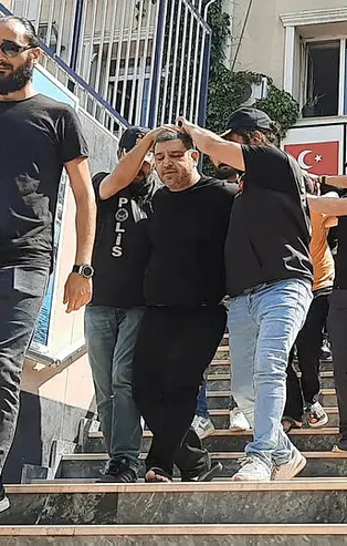 Esenyurt'ta korkunç cinayet! Arkadaşını evinde öldürdü